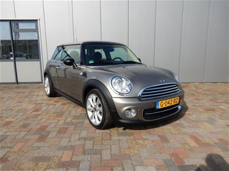 Mini Mini Cooper - D 1.6 Business Line Cruise Leer 17inch Stoelverw Clima - 1