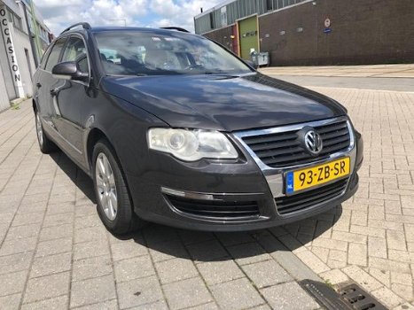 Volkswagen Passat Variant - 2.0 TFSI Highline Business AUTOMAAT - 1