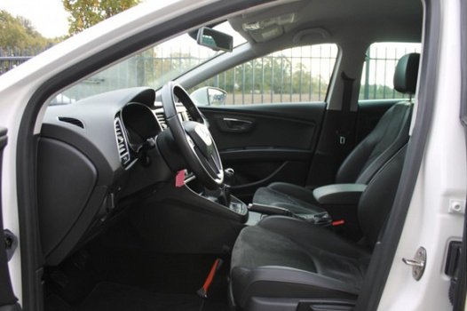 Seat Leon ST - 1.6 TDI Ecomotive Lease Sport / 110 PK / Sport-uitvoering / 1e eigenaar / dealer onde - 1