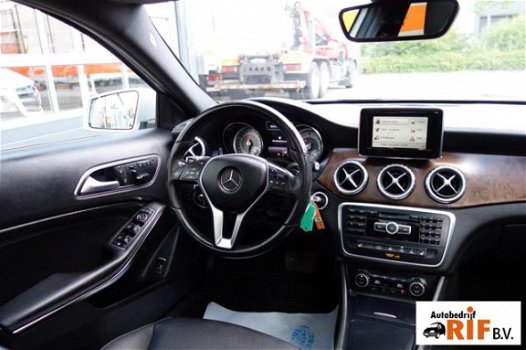 Mercedes-Benz GLA-Klasse - 200 CDI/ Automaat/ Panorama/ EXPORT - 1