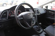 Seat Leon ST - 1.6 TDI Style Connect Ecomotive / Clima / Navi / Cruise / PDC