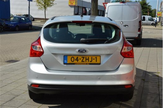 Ford Focus - 1.0 EcoBoost Lease Trend 5 Drs I Navigatie I Airco I PDC I Dealer onderhouden - 1