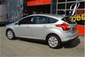 Ford Focus - 1.0 EcoBoost Lease Trend 5 Drs I Navigatie I Airco I PDC I Dealer onderhouden - 1 - Thumbnail