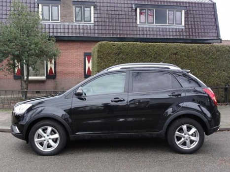 SsangYong Korando - 2.0D 175pk 4WD Aut Grijs Kenteken HR, leder, trekhaak - 1