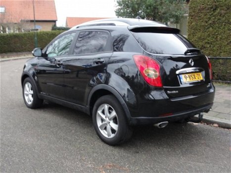 SsangYong Korando - 2.0D 175pk 4WD Aut Grijs Kenteken HR, leder, trekhaak - 1