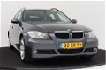 BMW 3-serie Touring - 318i Business Line Panoramadak Pdc Orgineel NL - 1 - Thumbnail