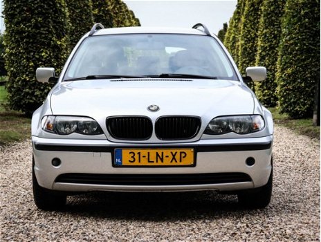 BMW 3-serie Touring - 316i Black & Silver Youngtimer Airco Top-conditie Nieuwe ketting Trekhaak - 1