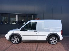 Ford Transit Connect - T200S 1.8 TDCi 110pk Trend AIRCO/LEDER/18INCH/PDC/CRUISE