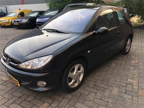 Peugeot 206 - 1.6-16V Griffe VOL LEER ECC AIRCO SPORT GRIFFE - 1