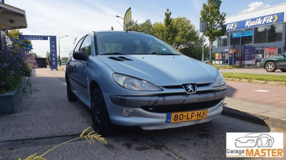 Peugeot 206 - XR 1.4 - 1