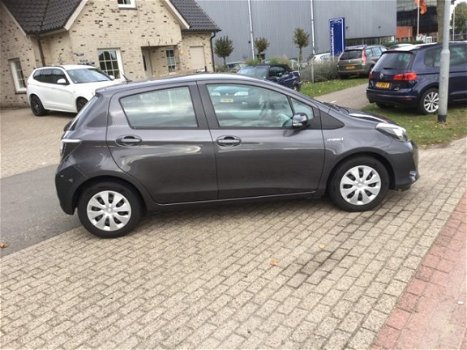 Toyota Yaris - 1.5 FULL HYBRID ASPIRATION AUTOMAAT - 1