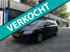 Volvo V70 - 2.4D Limited Edition Automaat/Leer/Stoelverwarming/Cruise/PDC/Clima/Navi/Telefoon