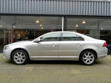 Volvo S80 - 2.5 T Momentum Goed oh/Automaat/Leer/Cruise/PDC/Clima/Navi/17