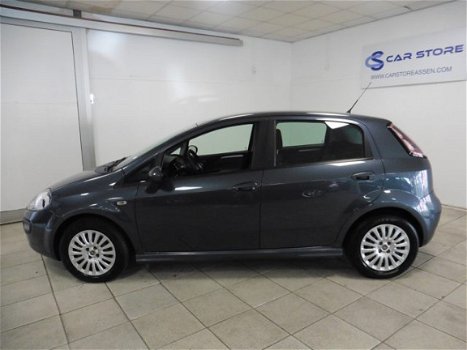 Fiat Punto Evo - 1.3 M-Jet Dynamic / AIRCO / CRUISE - 1