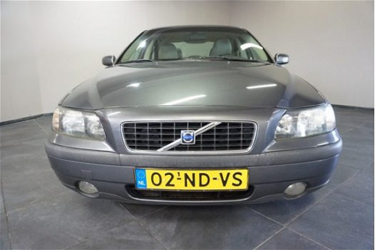 Volvo S60 - 2.4 D5 Geartronic - 1