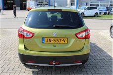 Suzuki SX4 S-Cross - 1.6 High Executive [ Navi Trekhaak Leder Xenon Panodak ]