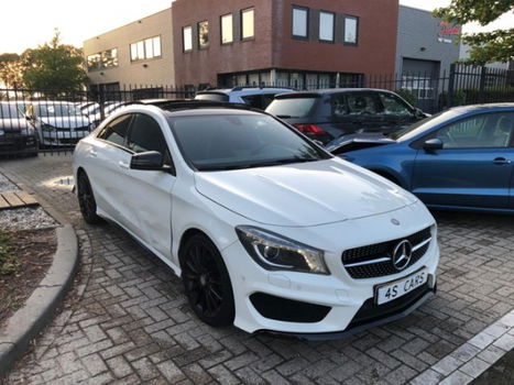 Mercedes-Benz CLA-Klasse - 220 CDI AMG PANO/LED-XENON/LEDER/STOELVERW/VOL RIJDBAAR - 1