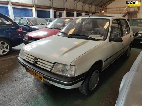 Peugeot 205 - 1.6 GT | 130.087 km | N.A.P - 1