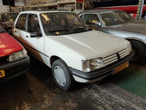 Peugeot 205 - 1.6 GT | 130.087 km | N.A.P - 1