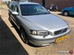 Volvo V70 - 2.4 youngtimer, top auto - 1 - Thumbnail