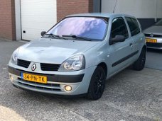 Renault Clio - 1.4-16V Dynam. Comf. NAVI AIRCO ELECT RAMEN NAP CRUISECONTROL AI