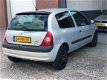 Renault Clio - 1.4-16V Dynam. Comf. NAVI AIRCO ELECT RAMEN NAP CRUISECONTROL AI - 1 - Thumbnail