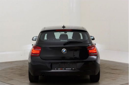 BMW 1-serie - 118i SB54094 | Xenon | Navi | Climate | Cruise | Parkeersensoren A | Stoelverw | - 1