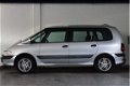 Renault Espace - 2.0-16V Privilège | 7 pers. | Airco | Licht metalen velgen | - 1 - Thumbnail