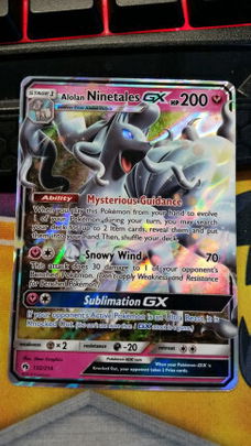 Alolan Ninetales GX  132/214 Lost Thunder