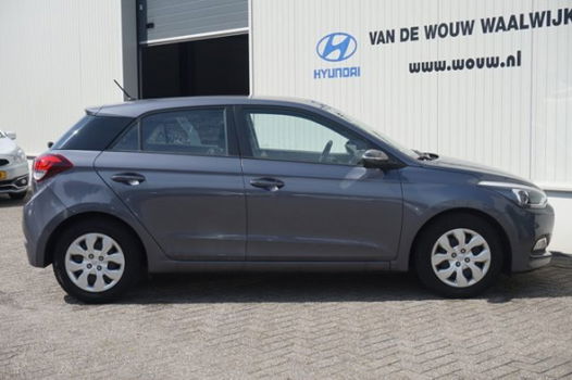 Hyundai i20 - 1.2 HP i-Motion Airco | Parkeersensoren - 1