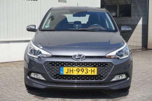 Hyundai i20 - 1.2 HP i-Motion Airco | Parkeersensoren - 1