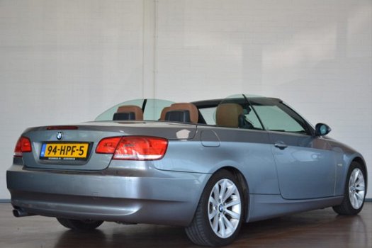 BMW 3-serie Cabrio - 320i Executive CLIMA / CRUISE / LMV / PDC / LEER / NAVI / XENON / STOELVERWARMI - 1