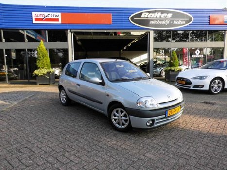 Renault Clio - Automaat 1.6 RXE - 1