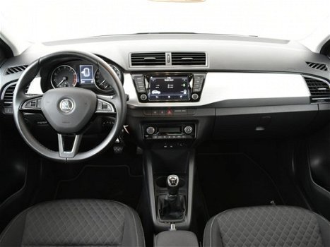 Skoda Fabia - 1.2 TSI 90PK Drive DAB | NAVIGATIE | DEALEROND. | LMV 16'' | CLIMATE | CRUISE - 1