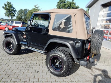 Jeep Wrangler - 4.0i Hardtop Sahara - 1