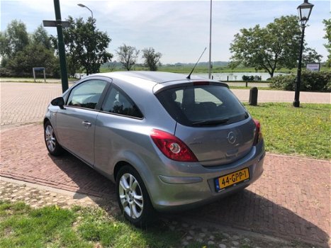 Opel Corsa - 1.4-16V Enjoy in nette staat met airco - 1