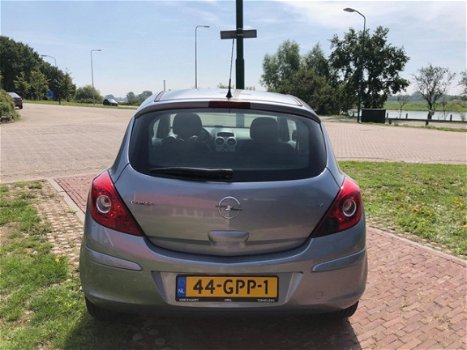 Opel Corsa - 1.4-16V Enjoy in nette staat met airco - 1