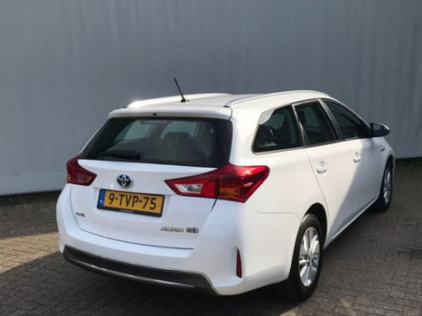 Toyota Auris Touring Sports - 1.8 Hybrid Aspiration Navi / Cam / Cr.c / etc - 1