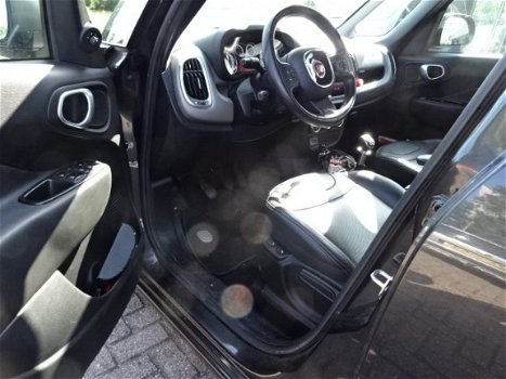 Fiat 500 L Living - 1.4 T-Jet 120pk Lounge Navi Leer Lm Cruise Pdc etc - 1