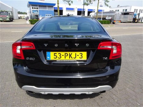 Volvo S60 - 1.6 T4 Clima, Navigatie, Isofix - 1