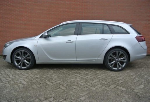 Opel Insignia Sports Tourer - 1.4 Turbo EcoFlex Business+ Rijklaarprijs - 1