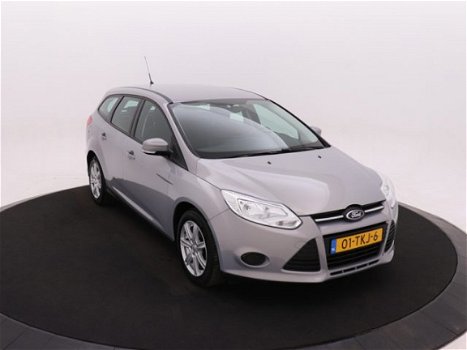 Ford Focus Wagon - 1.6 TI-VCT 105PK Trend | AIRCO | CRUISE | NAVI - 1