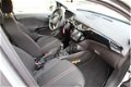 Opel Corsa - 1.4 16V 90pk 5drs. Online Edition Navi Parkpilot 16 Inch - 1 - Thumbnail