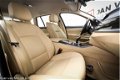 BMW 5-serie Touring - 520i High Executive | LEDER | XENON | NAVI | CRUISE | PDC - 1 - Thumbnail
