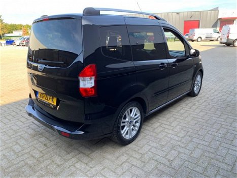 Ford Tourneo Courier - titanium 5 personen - 1