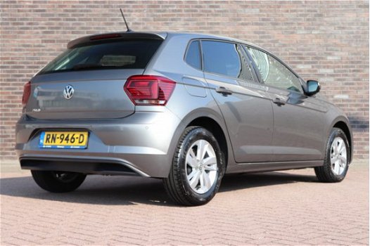 Volkswagen Polo - 1.6 TDi Comfortline 5-drs | Navigatie | Cruise control | Lm velgen | Parkeersensor - 1