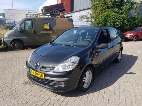 Renault Clio - 1.2-16V Expression - 1