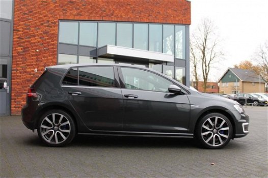 Volkswagen Golf - 1.4 TSI GTE 7% Trekhaak Prijs EX BTW - 1