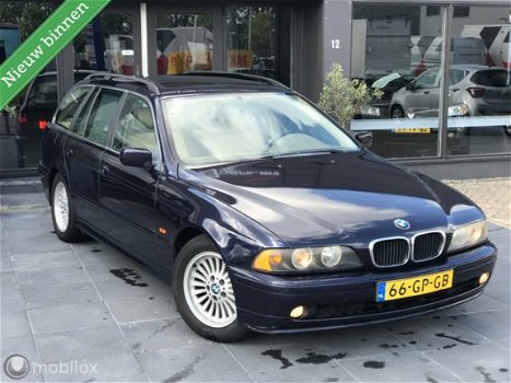 BMW 5-serie Touring - 520i - 1