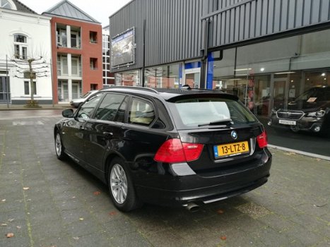 BMW 3-serie Touring - 318i Business Line Goed oh/Automaat/Xenon/ Groot navi/Clima/Cruise/Telefoon - 1